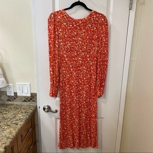 Lulu’s long sleeve midi dress